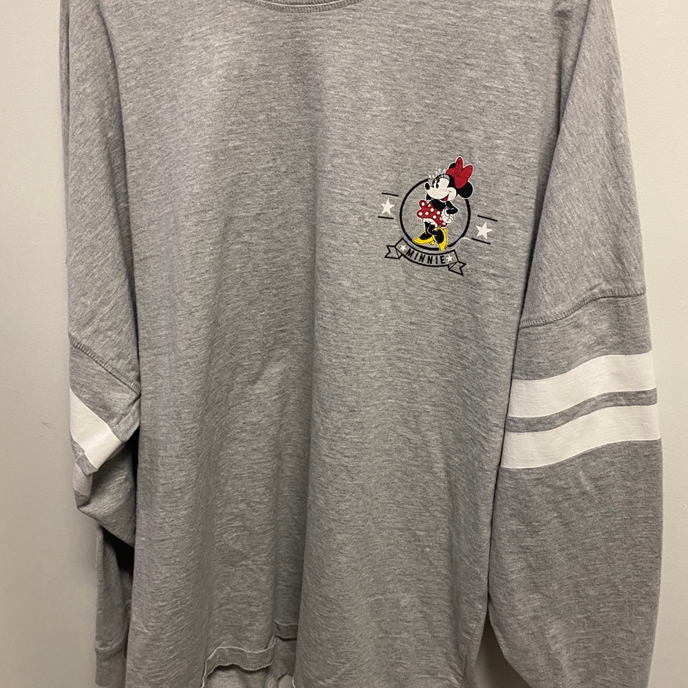 Disney shirt very oversized